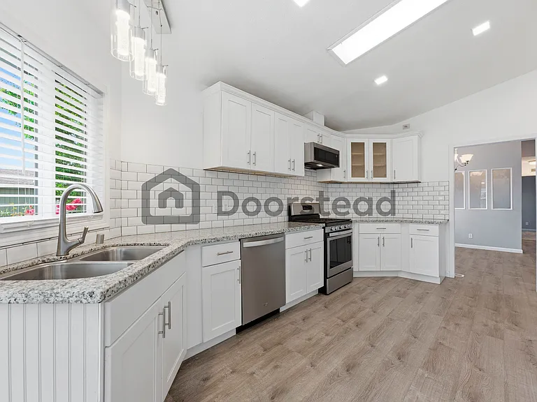 2555 Flosden Rd #122 — Photo 19