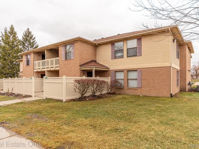 61186 Greenwood Dr #36, South Lyon, MI, 48178