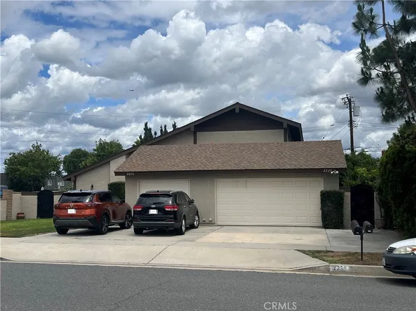 2229 Ponderosa St, Santa Ana, CA 92705