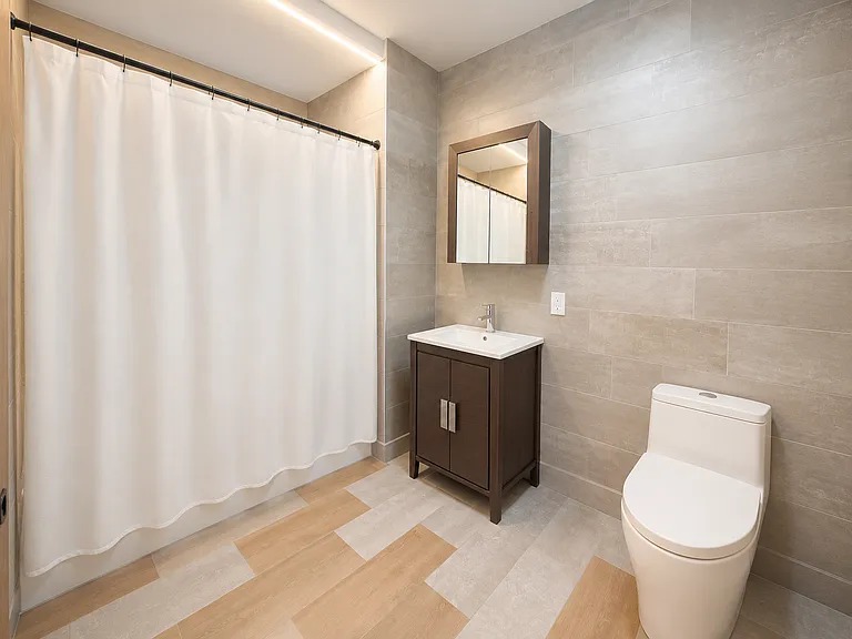 374 Kosciuszko St #1B — Photo 6