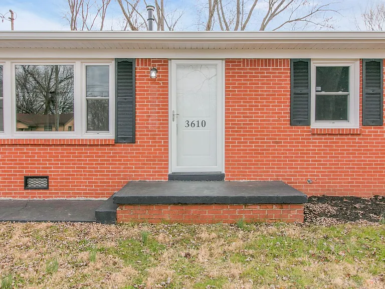 3610 Gale Ln — Photo 4
