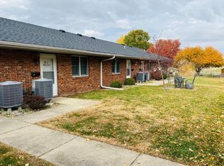 1320 Miller St, Washington, IL 61571