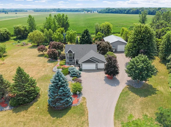 5125 134th St NW, Clearwater, MN 55320