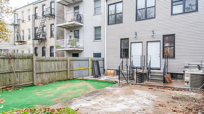 Rented by Nooklyn NYC LLC | media 2