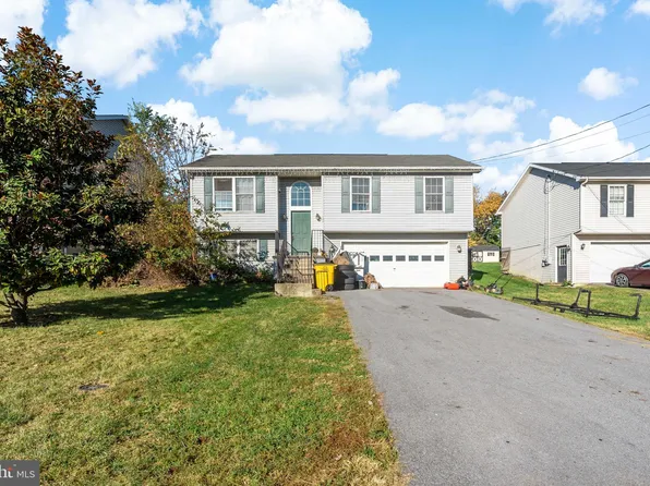 182 Hedrick Ave, Martinsburg, WV 25405