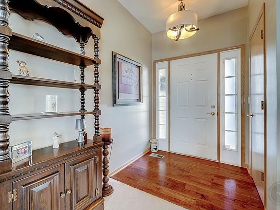 3rd image of 13812 S Redbud Dr