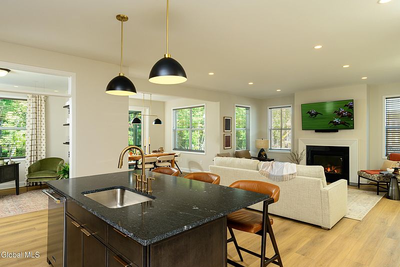 2nd image of 68 Daintree Drive