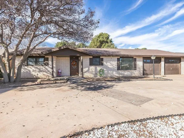 2010 Tech Dr, Levelland, TX 79336