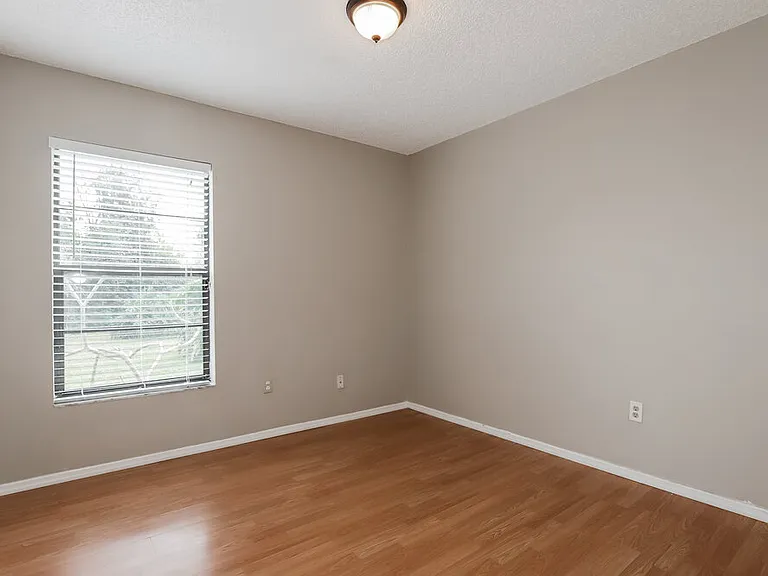 1604 Sanderling Ct — Photo 13