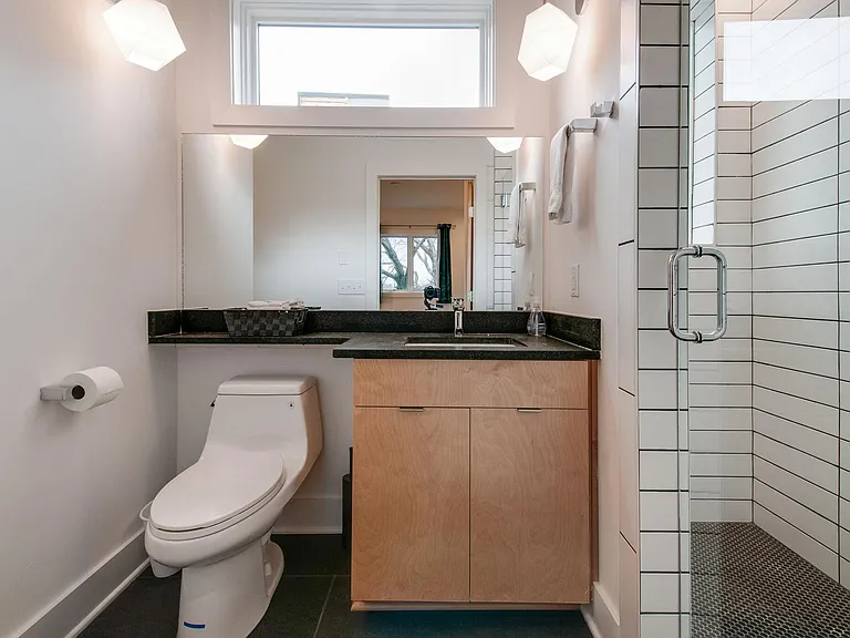 2513 White Ave #5 — Photo 10