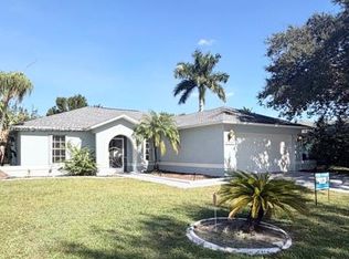 15561 Spring Line Ln, Fort Myers, FL 33905