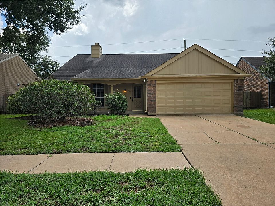 1st image of 1703 Clear Valley Dr