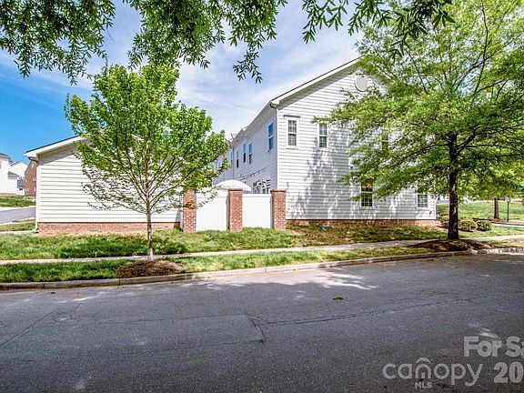 5th image of 13621 Old Vermillion Dr