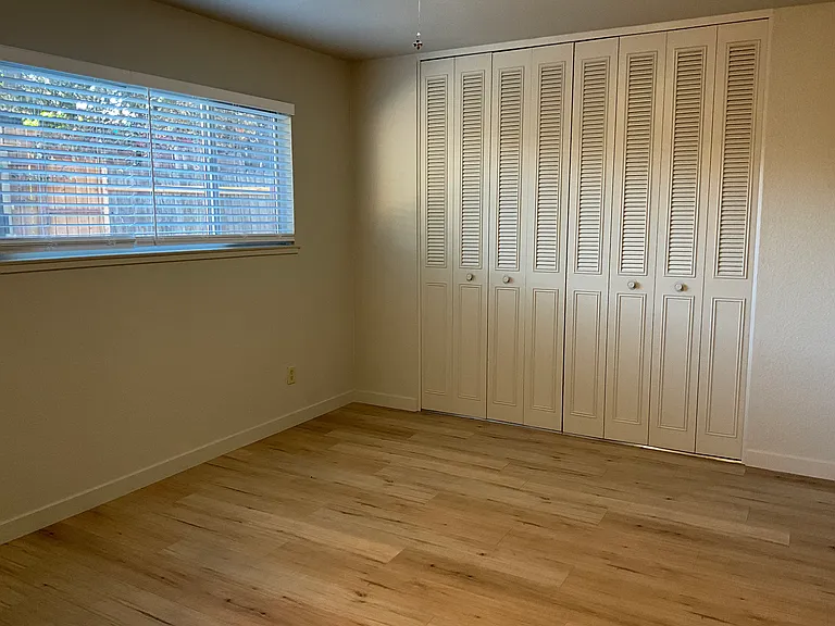 7326 Salazar Dr — Photo 15