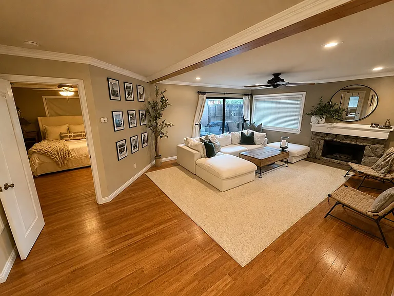 421 Coral Reef Dr #41 — Photo 3