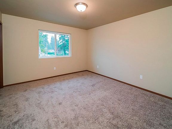 4th image of 4303 113th Pl NE Unit 104