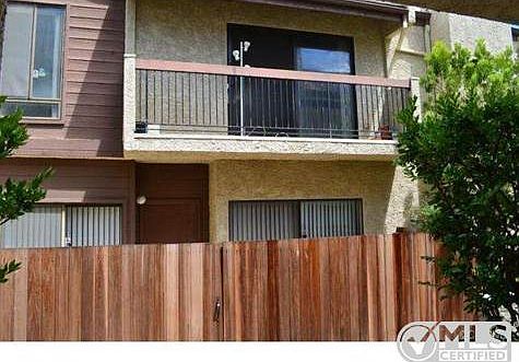 3rd image of 1655 Greenfield Ave APT 19