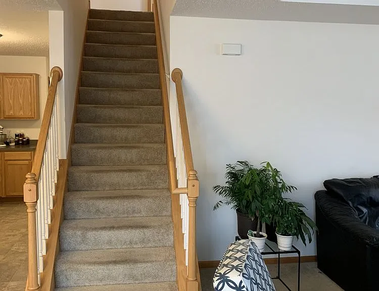 551 French Ln — Photo 8