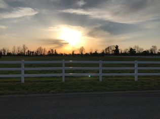 13 Bridlewood Dr, Murray, KY 42071