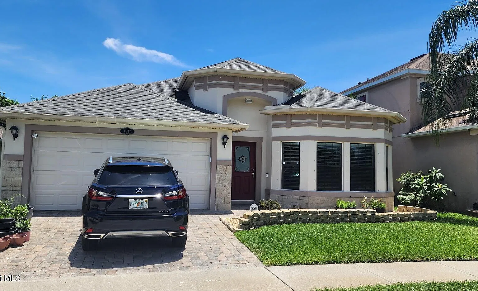 4 bed, 4.0 bath, 2280 sqft, $3,100 — Photo 1