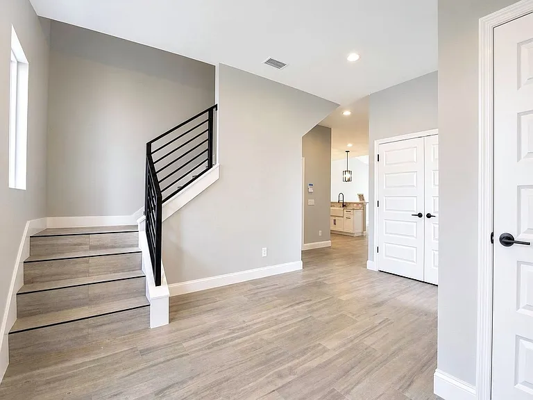 1156 Windjammer Dr — Photo 14