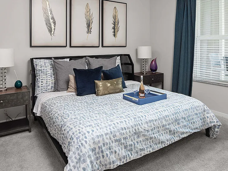 Pointe at Lake Crabtree Apartments — Photo 7