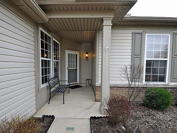 2nd image of 38379 Kingsbury Dr