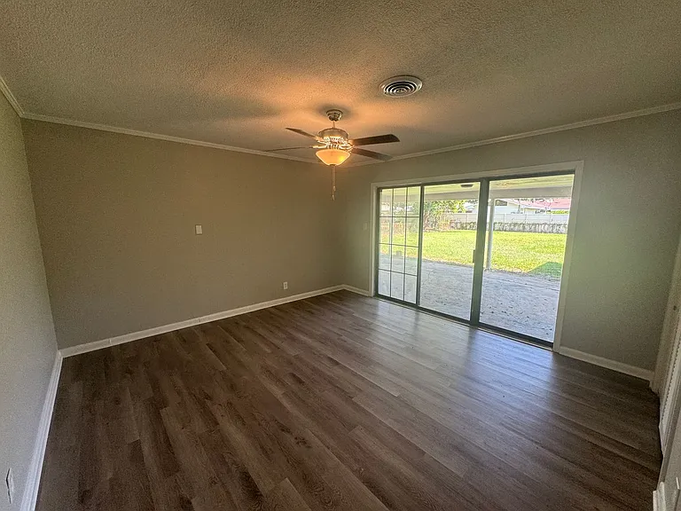 2613 Plantation Dr — Photo 8