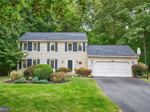 3700 John Barnes Ln, Fairfax, VA 22033