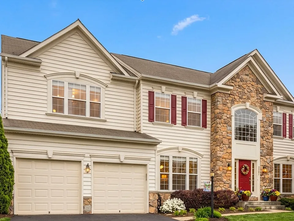 8481 Lanier Overlook Ct