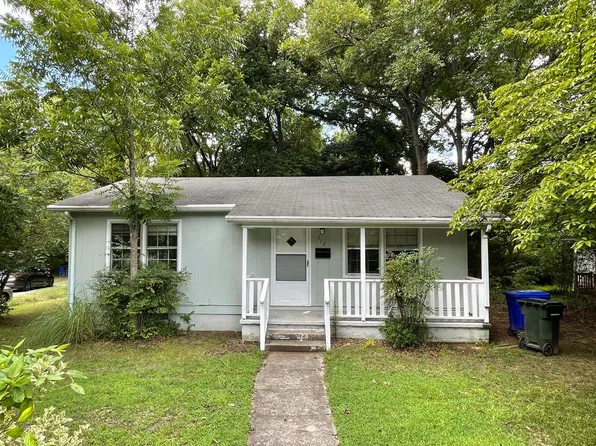 712 Gomains Ave, Chapel Hill, NC 27516