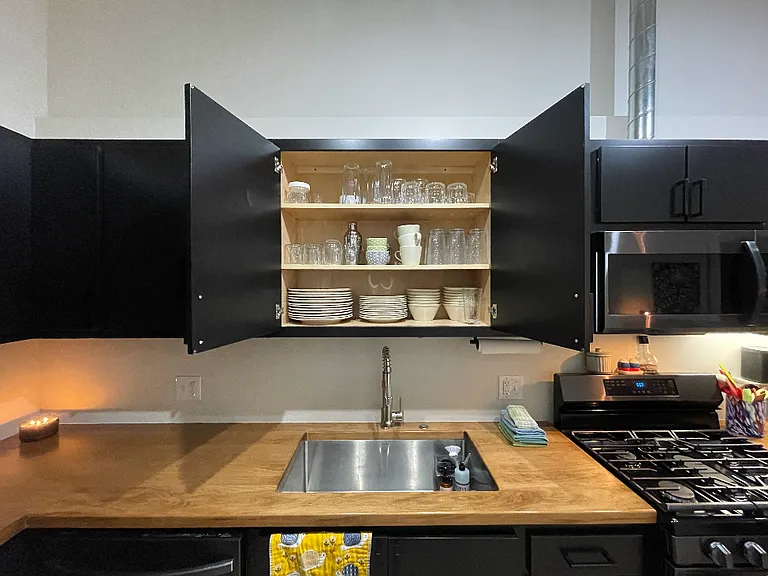 1147 W Ohio St — Photo 17