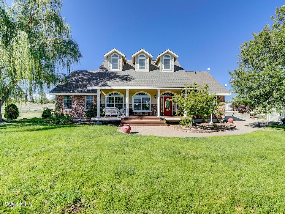 1st image of 9240 N Charity Ct