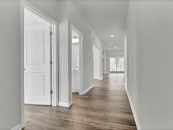 3rd image of 2425 Flowery Branch Dr