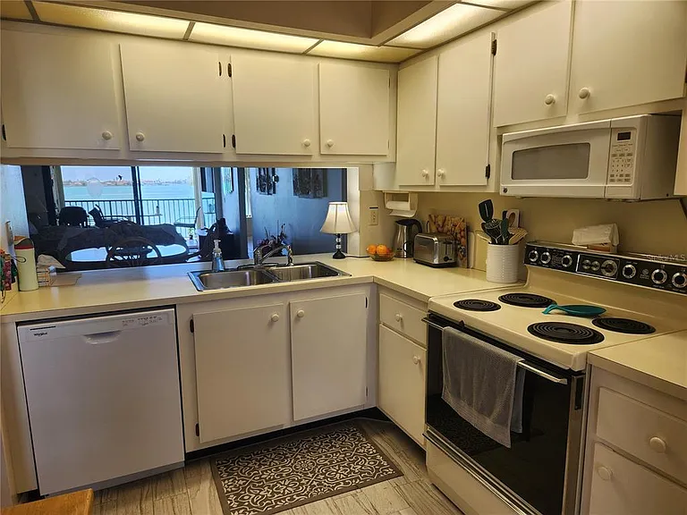 6287 Bahia Del Mar Cir #311 — Photo 6