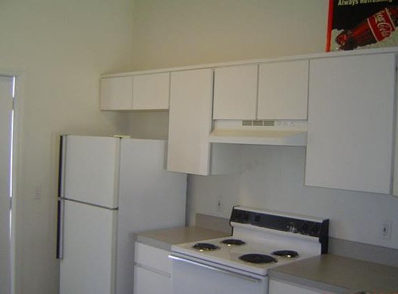 4th image of 512 Southern Charm Dr