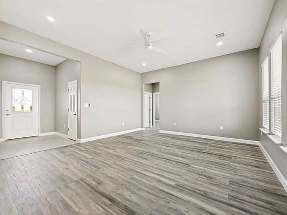 4th image of 3712 County Road 1102