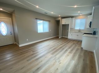 509 E Russell Ave, Santa Ana, CA 92707