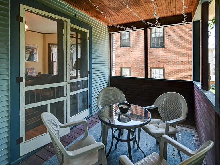 416 Castle Pl — Photo 21