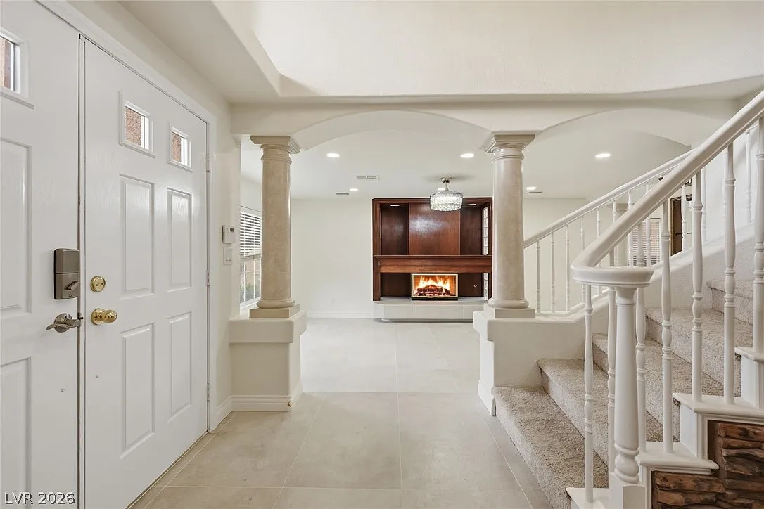 5 bed, 9.0 bath, 3417 sqft, $5,000 — Photo 4