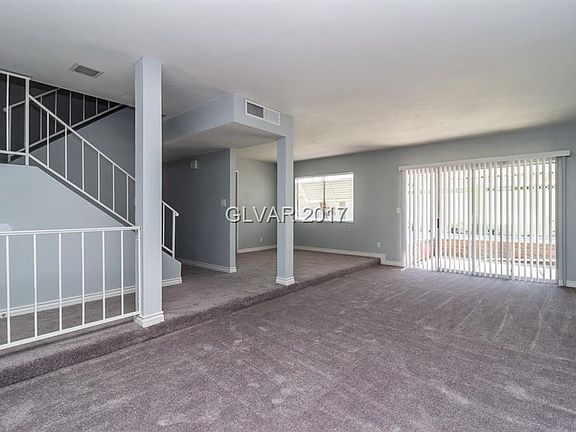 5th image of 3055 McLeod Dr