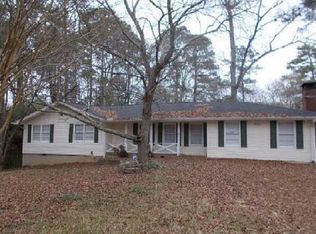 1900 Maxine Ln, Douglasville, GA 30135