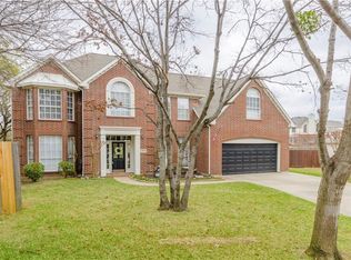 3708 Apache Dr, Bedford, TX 76021