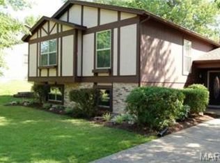 30 Freymuth Rd, Lake Saint Louis, MO 63367