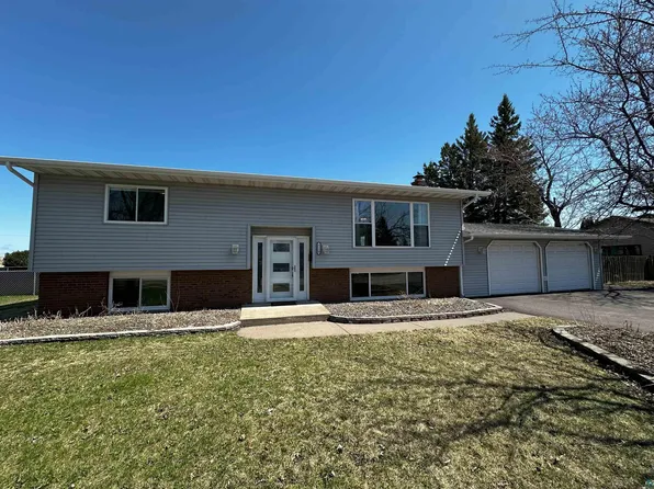 5210 Tower Ave, Superior, WI 54880