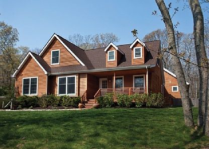 1st image of 6 Guernsey Ln