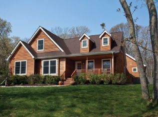 6 Guernsey Ln, East Hampton, NY 11937