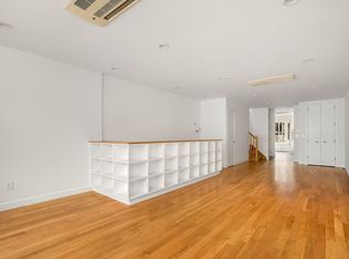 22 Greenwich Ave #1, New York, NY 10011