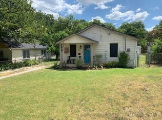 707 Kimbrough St, White Settlement, TX 76108