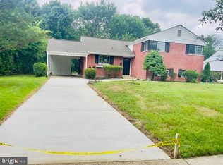 5907 Camberly Ave, Springfield, VA 22150